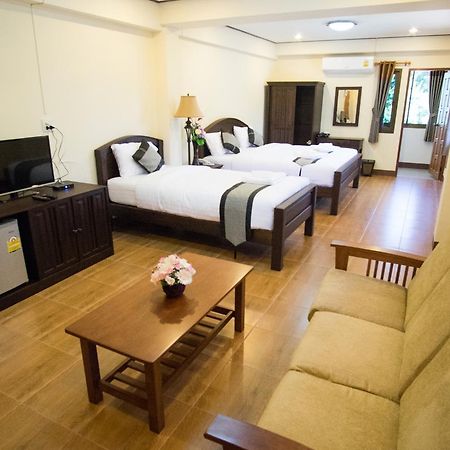 Nanbaankhun Hotel Dış mekan fotoğraf