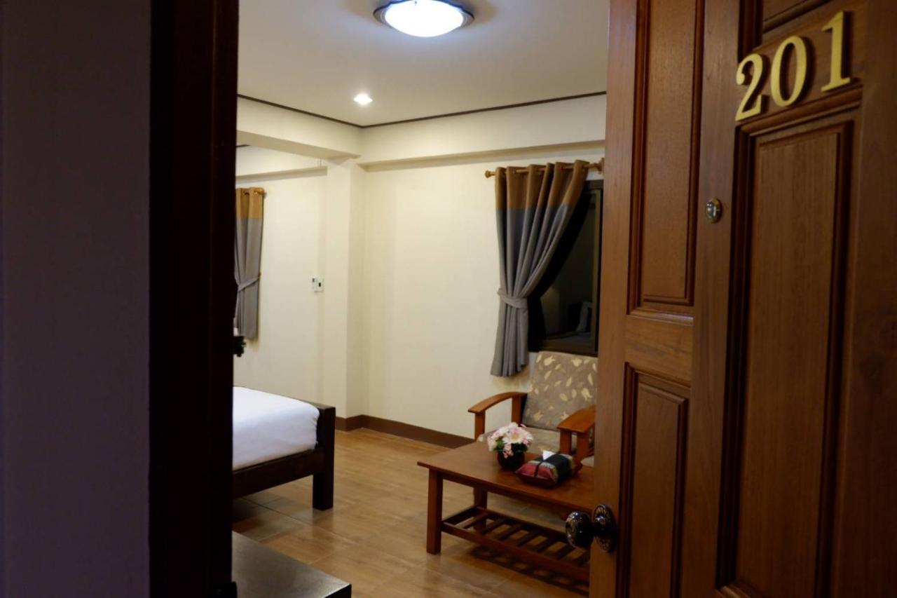 Nanbaankhun Hotel Dış mekan fotoğraf