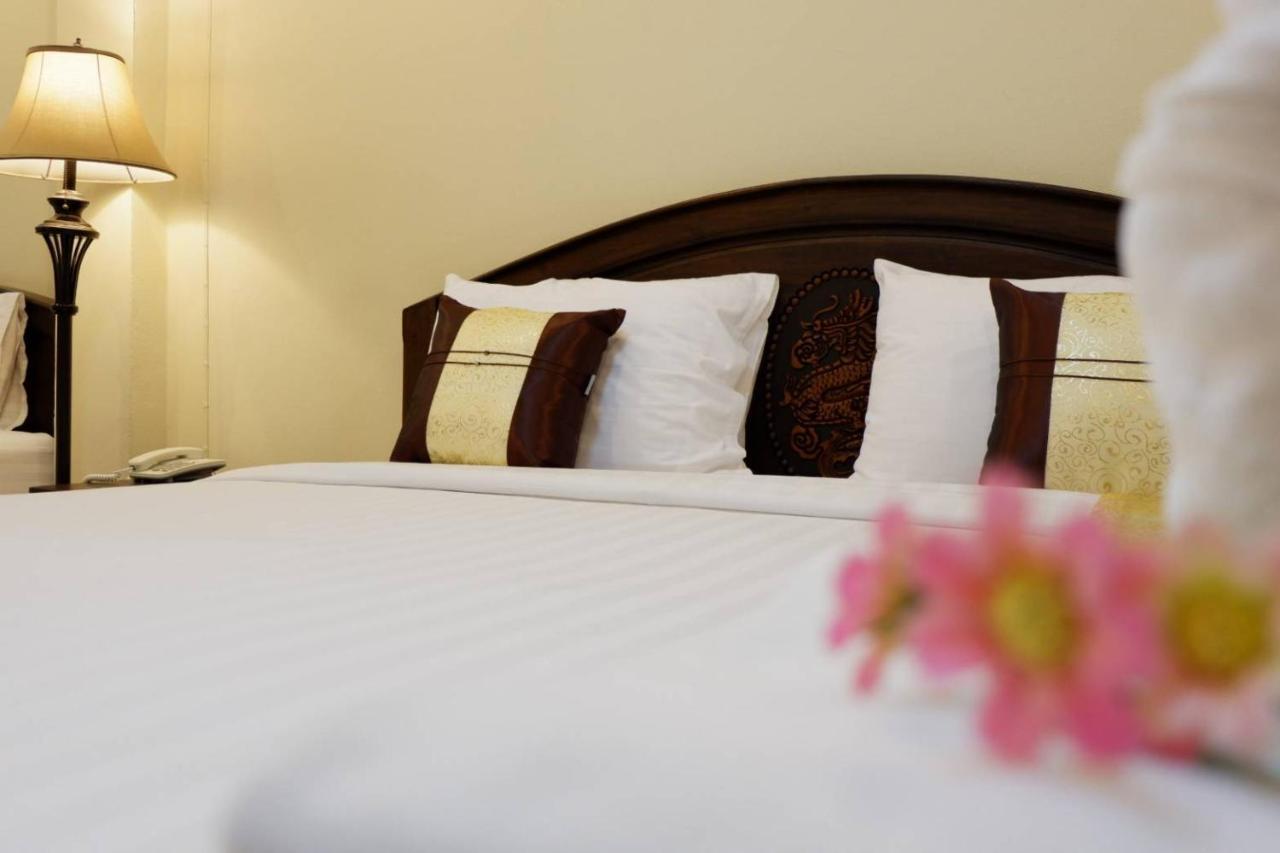 Nanbaankhun Hotel Dış mekan fotoğraf