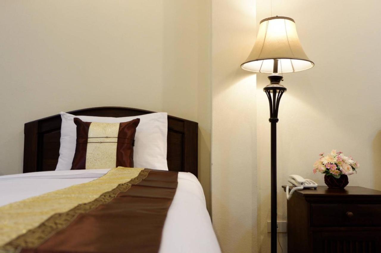 Nanbaankhun Hotel Dış mekan fotoğraf